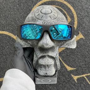Gascan Carbon Ice Thug