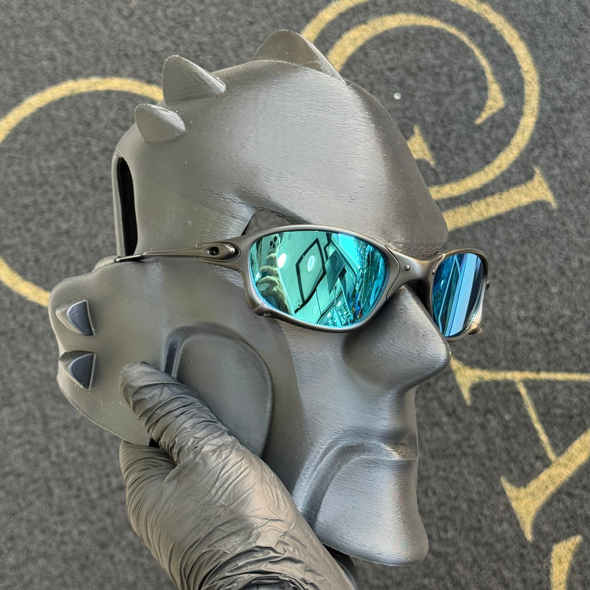 Double X Carbon Ice Thug
