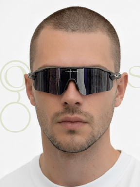 Radar EV Carbon Black