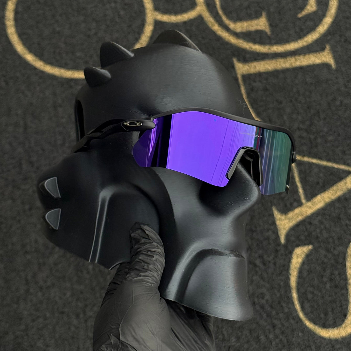 Radar Plate Carbon Roxa