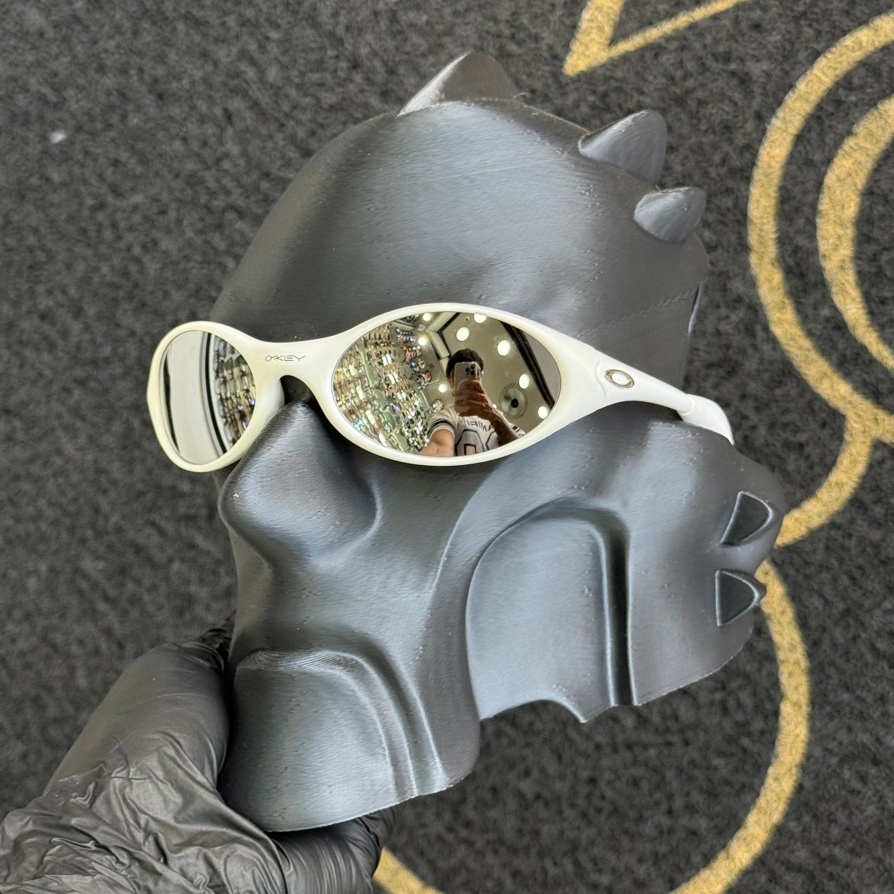 Eye Jacket 2.0 - Branca Espelhada