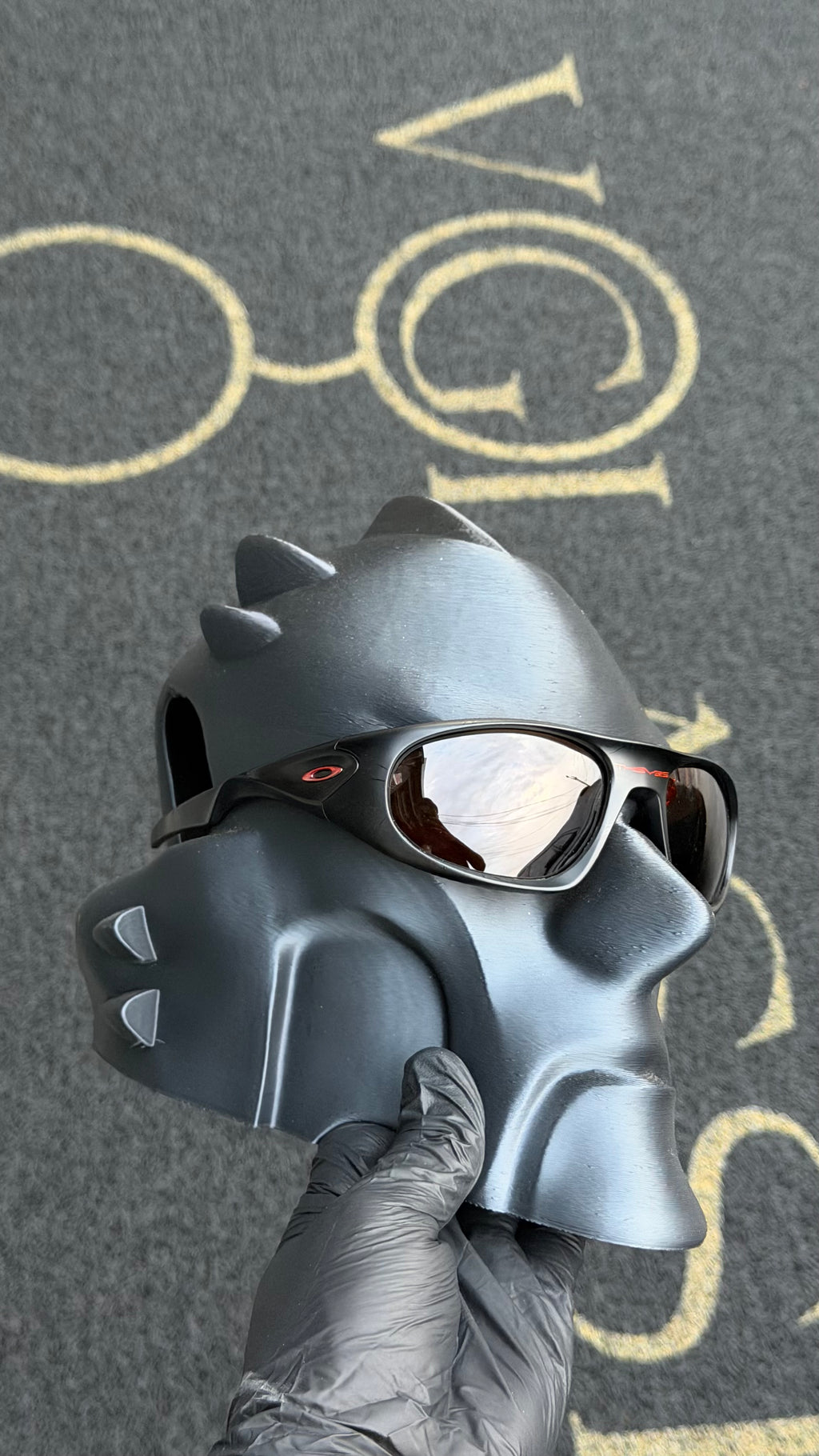 Neoforma Carbon Thieves