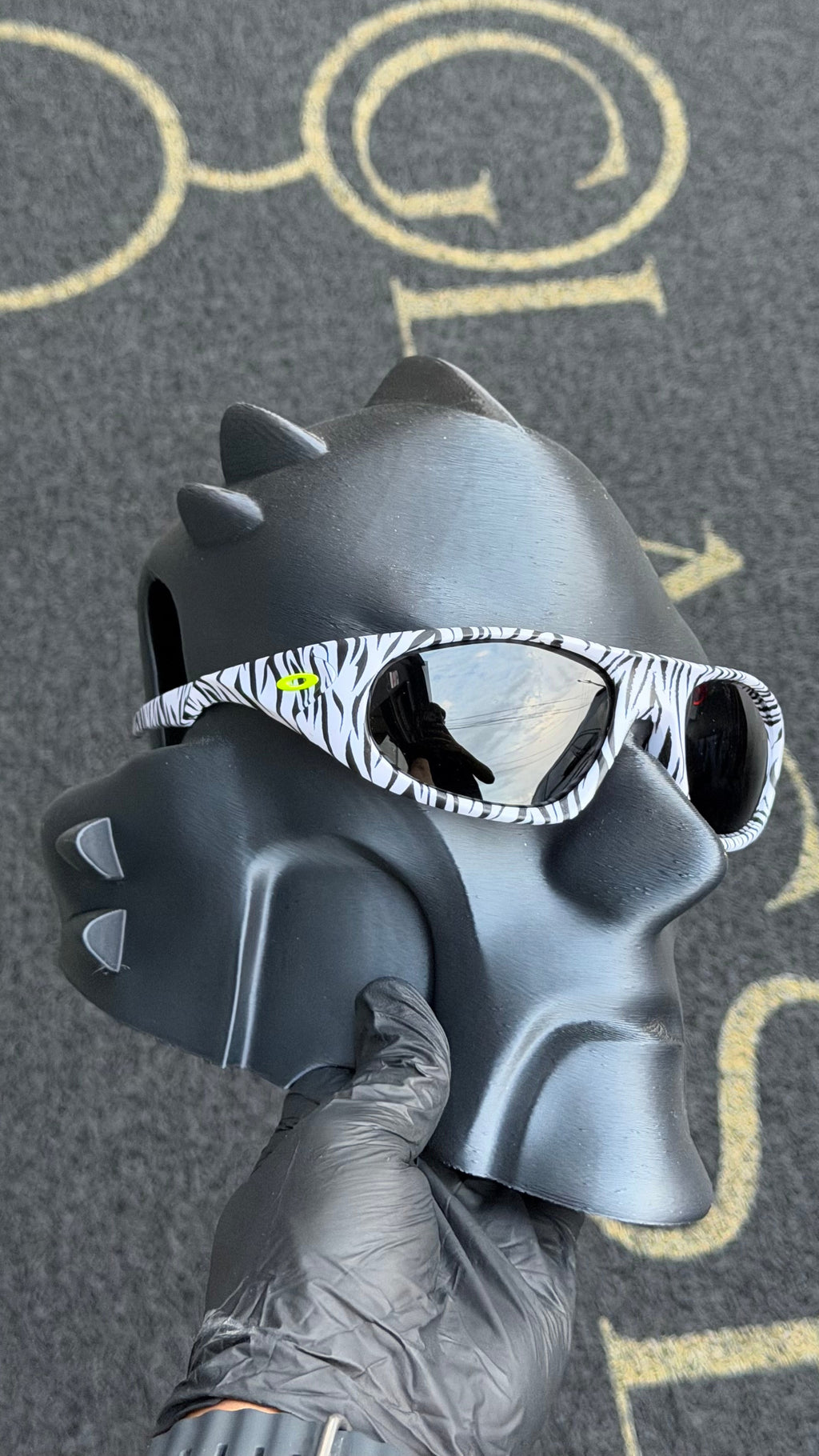 Neoforma Zebra